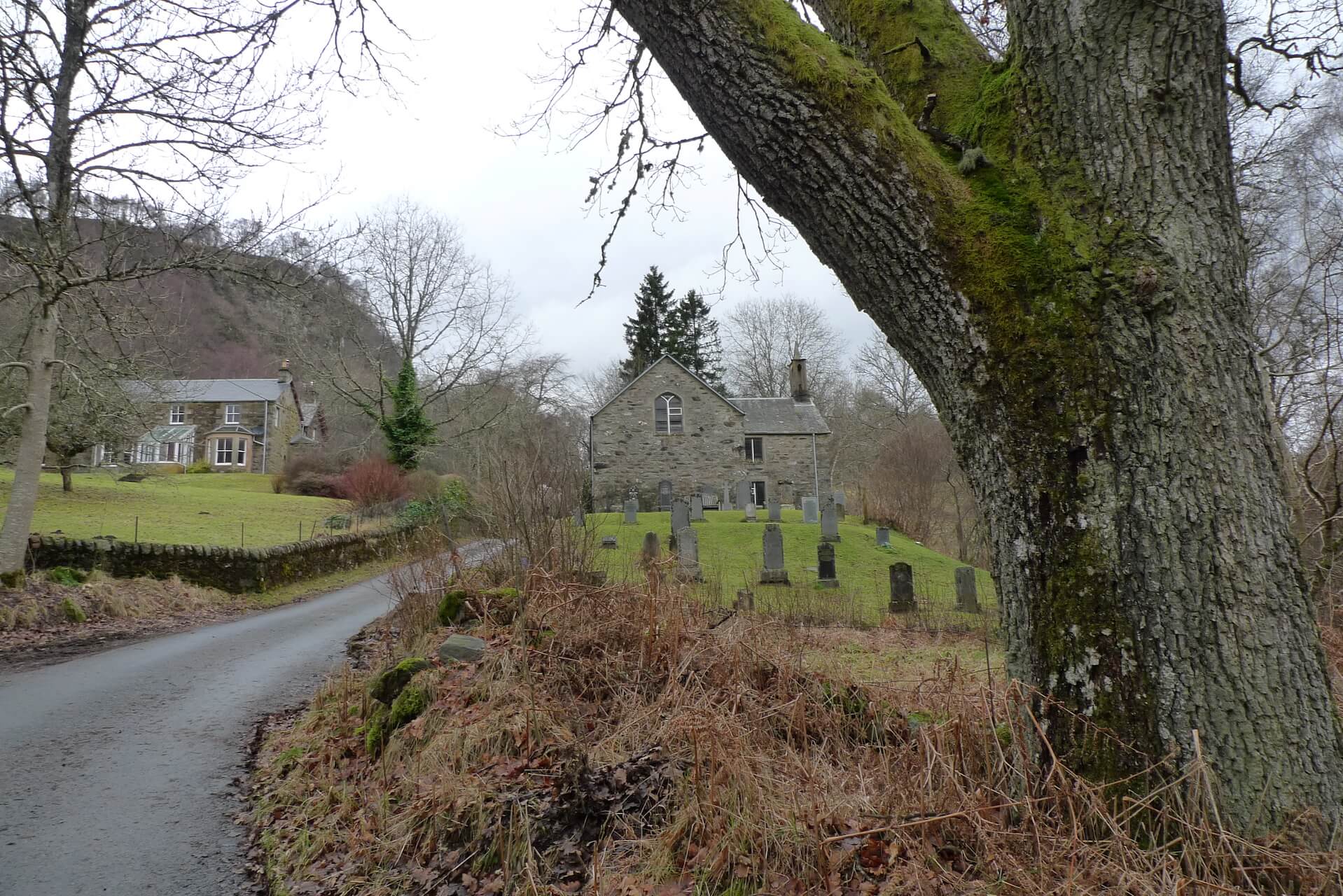 Tenandry Church and Graveyard