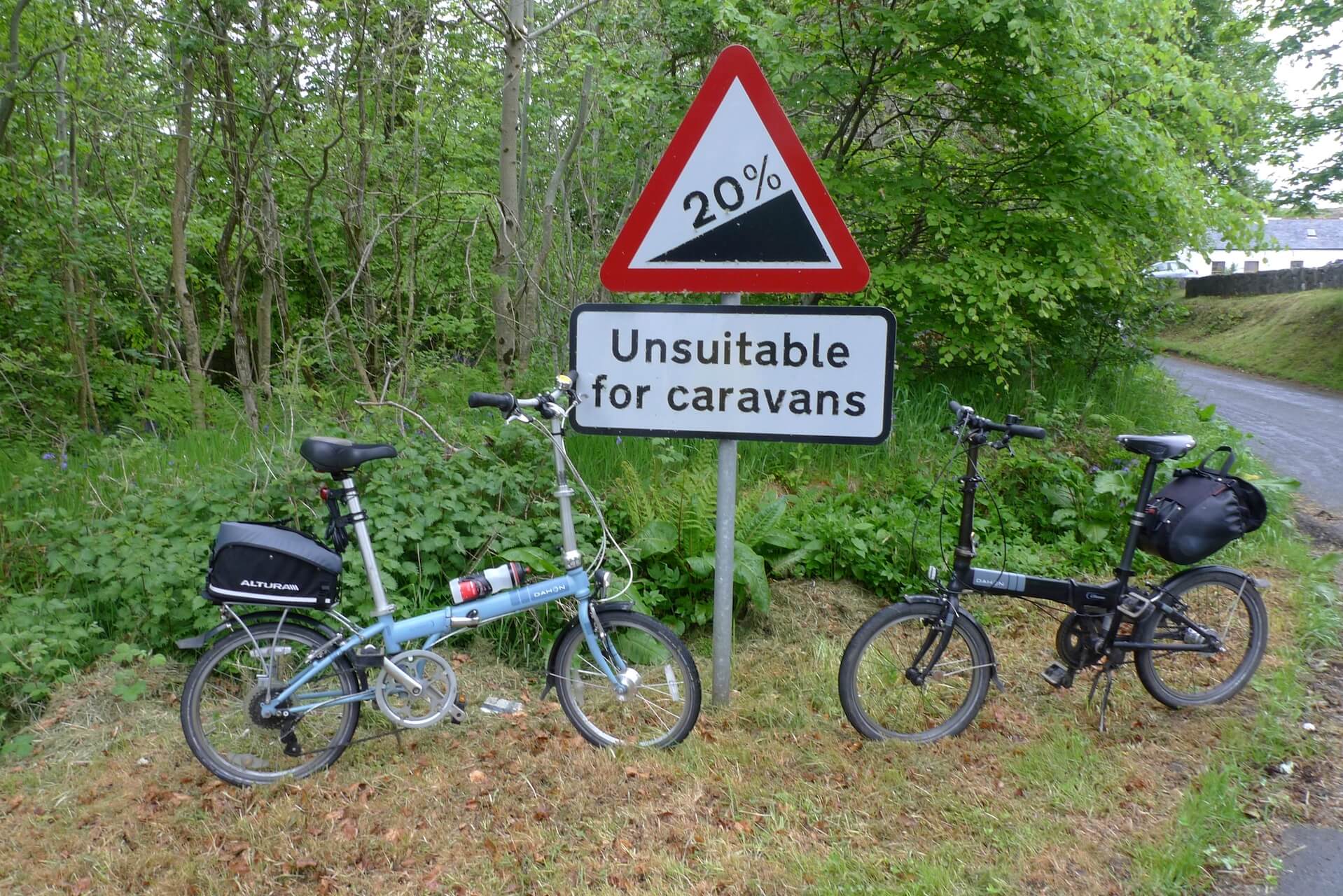 A 20% road gradient warning sign near Kilbeg, Sleat Peninsula, Skye